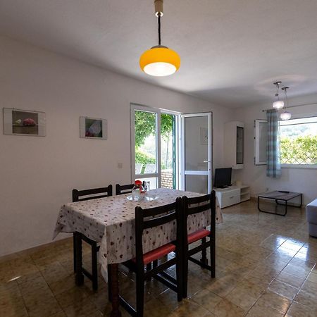 Apartments By The Sea Mudri Dolac, Hvar - 582 Vrboska Ngoại thất bức ảnh
